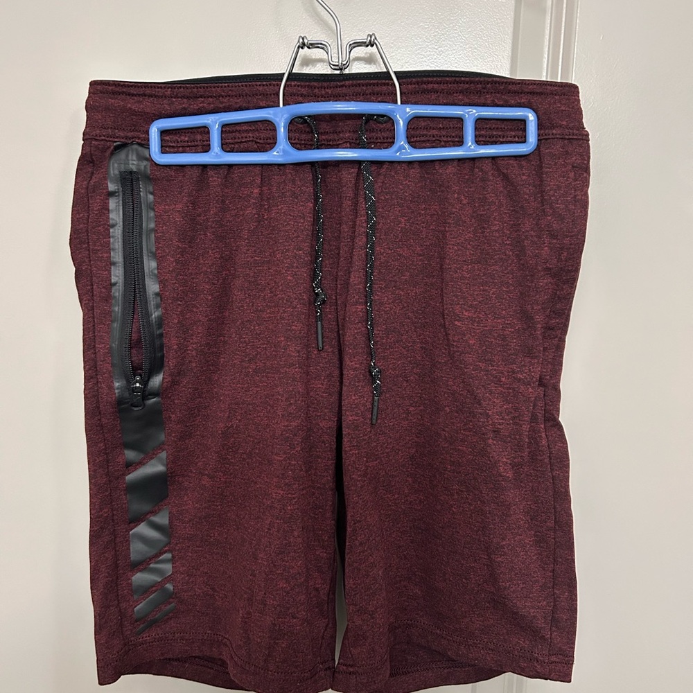 American Eagle Outfitters Men's Maroon Athletic Shorts with Black Trim